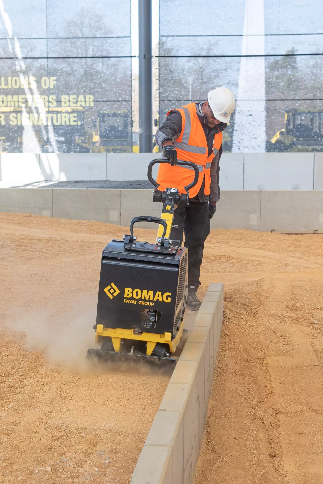 Plate Tamper - Reversing 750 lb